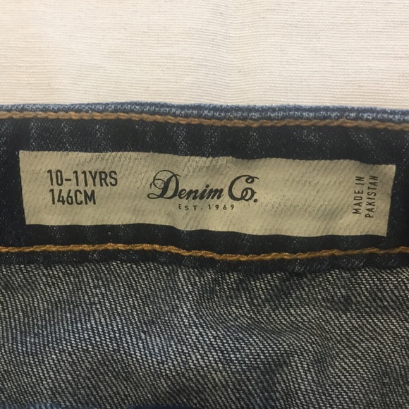 Girl’s Button Down Denim Skirt Sz 10-11 yrs - Picture 3 of 4